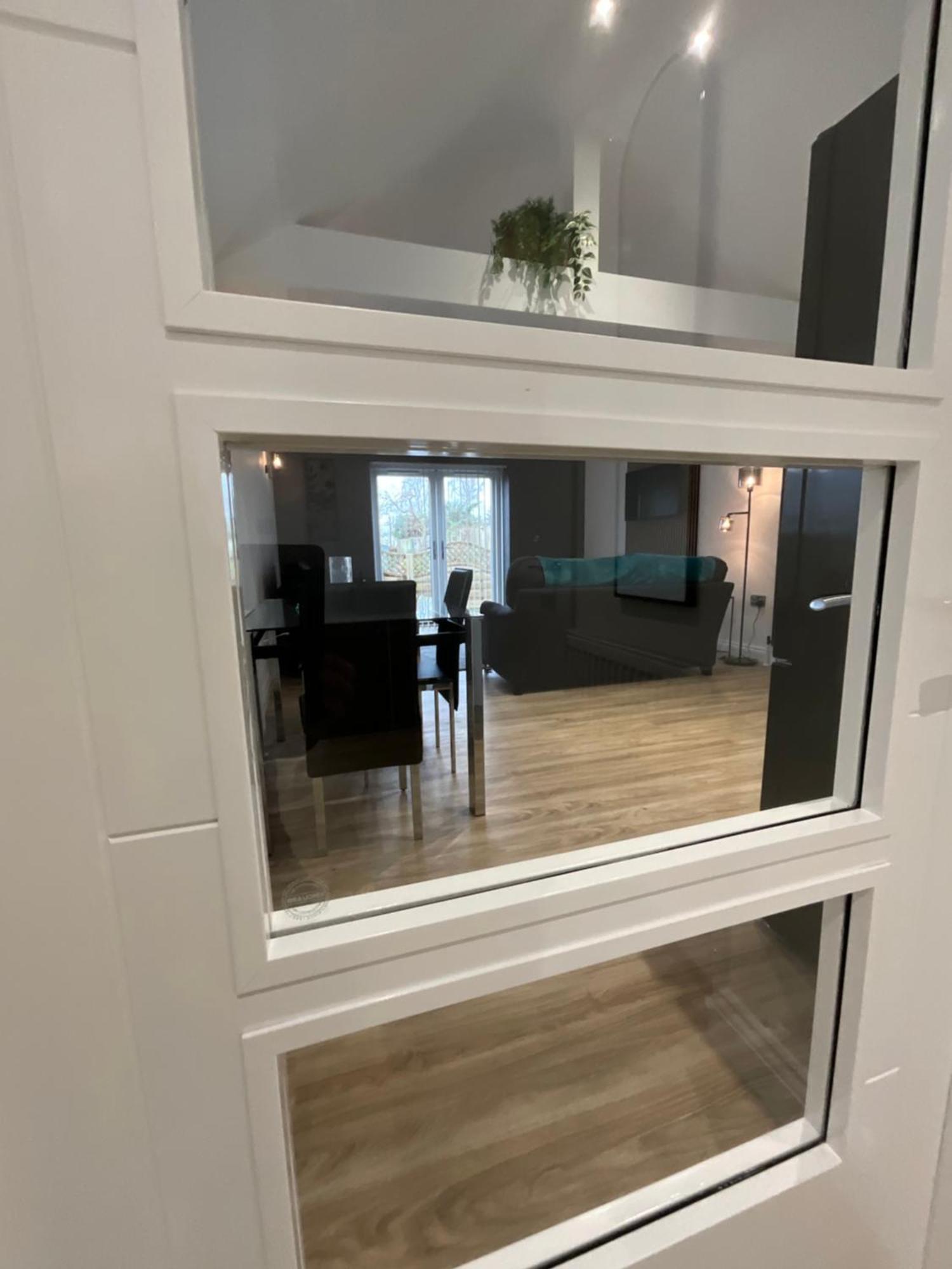 צ'דר The Court Yard Apartment מראה חיצוני תמונה