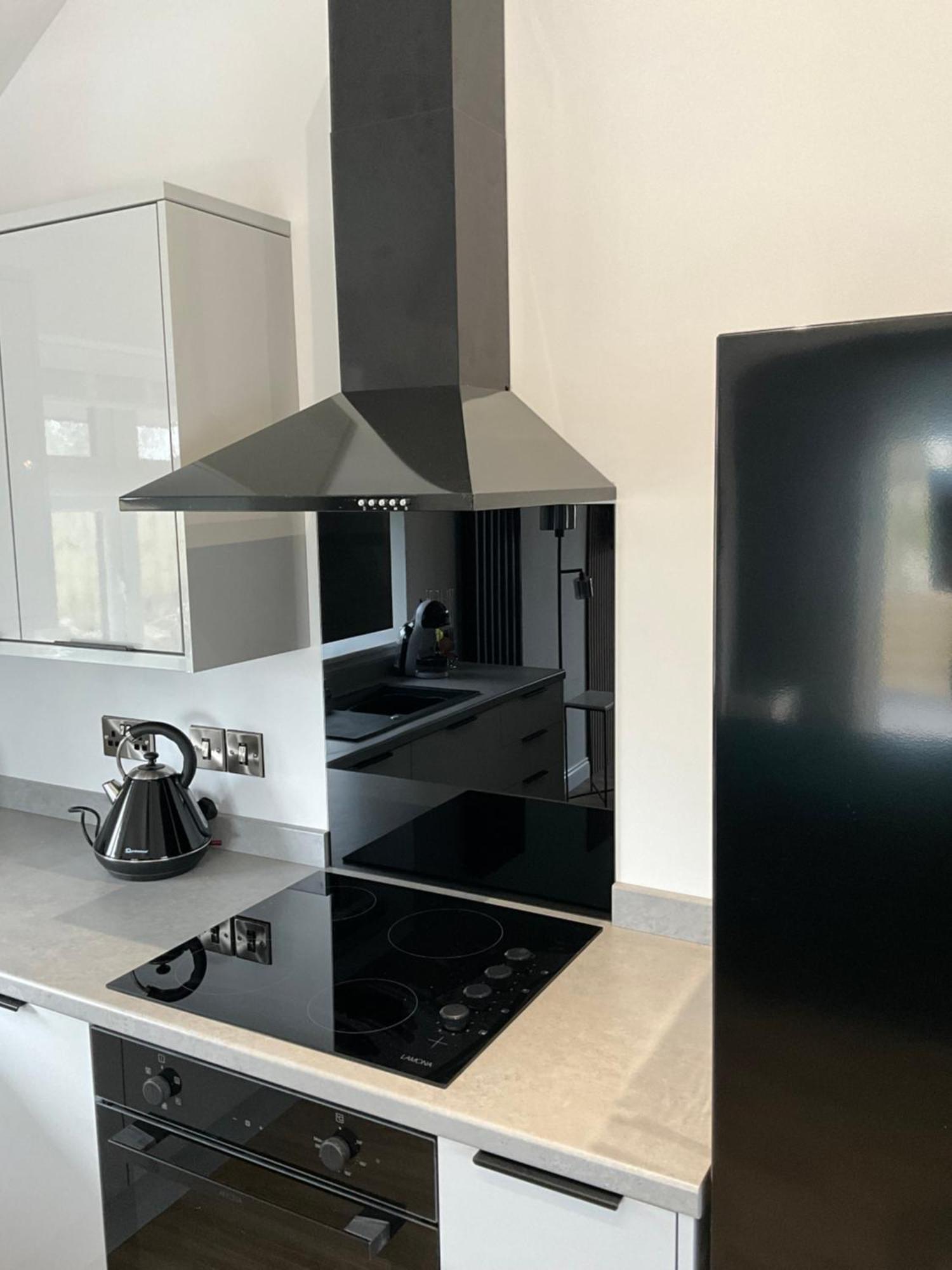 צ'דר The Court Yard Apartment מראה חיצוני תמונה